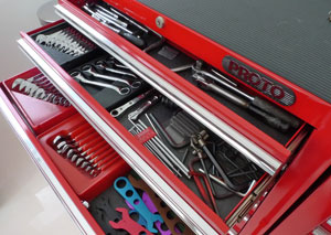 how to organize tool chest